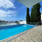 Aloha Escape Pégeia